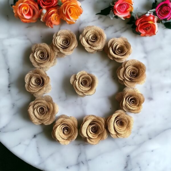 Jute roses